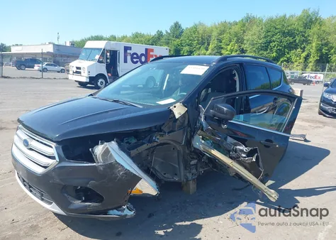 2017 Ford Escape Se из США, поврежденный, VIN 1FMCU9GD8HUE42085